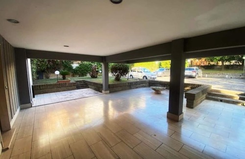 Cassia Apartment | 🌿 Elegant apartment on Cassia with terrace - 20 minutes from San Pietro