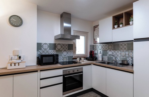 Guzman House | Elegant dwelling in the historic center of Bevagna, ideal for couples and families