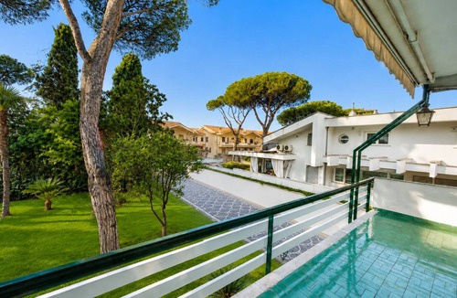 Zona XXX Castel Fusano Villa | Elegant Spacious Villa in Serene Roman Oasis - Family-Friendly