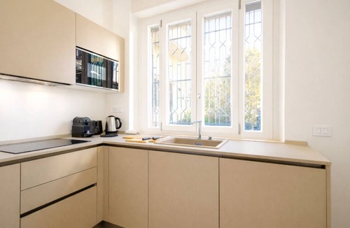 Ripa Apartment | Elegantis.it Aventino Suite Apartment - Colosseo, Metro and Circo Massimo Nearby