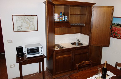 Sansepolcro Apartment | Enchanting historical Medieval Tower on the Main Street opposite the Cathedral