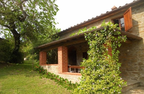 Castel Focognano House | Family-friendly Cottage in authentic stone style Swimmingpool Wine Relax Wif