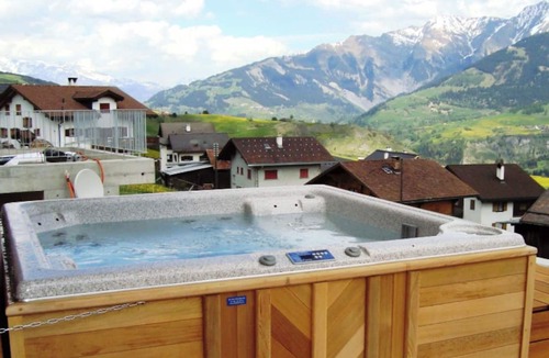 Vattiz Apartment | Ferienhaus Balcon Sulegliv, Vattiz, (Vattiz), 46006B by Interhome