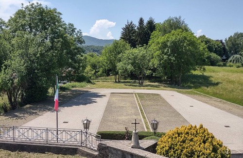 Alta Valle Intelvi House | Former San Giorgio Parish House between beautiful Lake Como and Lake Lugano