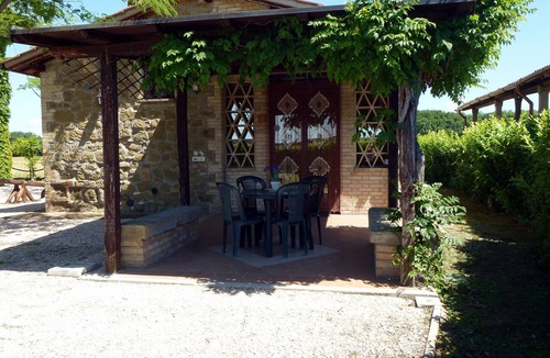 Torgiano House | Free WIFI. Vegetable garden free, Our wine on welcome basket free.