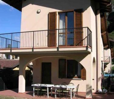 Lierna Villa | Garden Villa Valentina