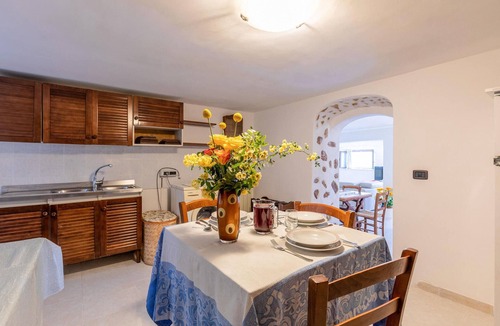 Campello sul Clitunno Apartment | Gorgeous apartment in Loc. Fontanelle with WiFi