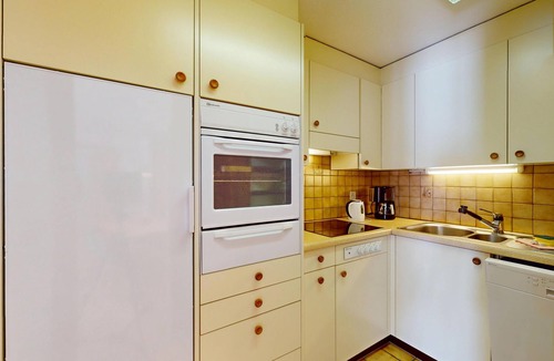 Bever Apartment | Ground-Floor Holiday Apartment in Bever with Terrace, Lift & Parking