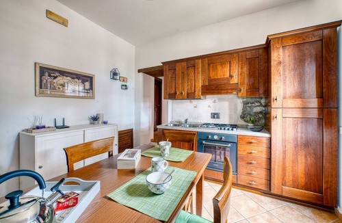 Passignano sul Trasimeno Apartment | GuestHost - Cozy 50m2 apartment equipped with all comforts, ideal for two people, located on the second floor of a renovated farmhouse (stairs to access it).The accommodation is located inside a former oil mill and offers its guests many shared services: