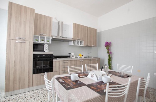 Boscoreale Apartment | GuestHost - Boscoreale Vanilla Flats Free Parking