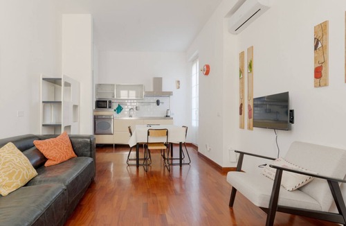 Zona Lancetti Apartment | GuestHost - Cozy 50m2 apartment, perfect for 2 people, located on the first floor of a building with lift.The accommodation is located in the Derganino area, about 600 meters from the Lancetti railway station and just over 1 km from the Maciachini