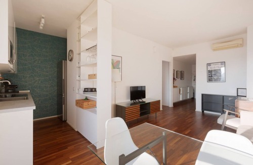 Prato Centenaro Apartment | GuestHost - Modern Stay with Balcony near Niguarda Hospital