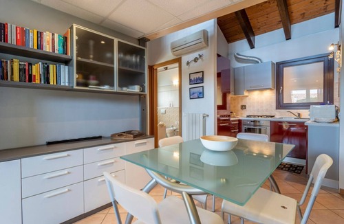 Udine Apartment | GuestHost - The heart of Maddy Udine apartment
