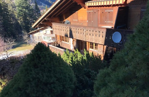 Zweisimmen Apartment | Halten (Hofmann) Appartement/Fewo, Bad, WC, 2 Schlafräume 4-Bettwohnung by Interhome