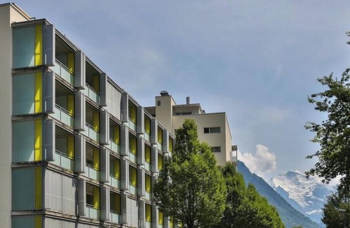 Central Interlaken Apartment | Hapimag AG Appartement/Fewo, Dusche, WC, 2 Schlafräume 3-Zimmer Appartement by Interhome