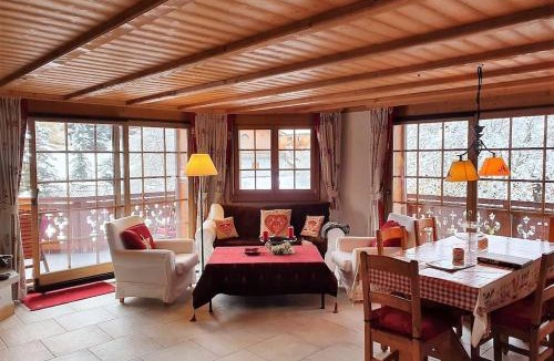 Les Posses-sur-Bex Apartment | Haut closel 4