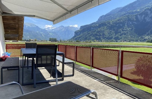 Tschingel House | HEIMET, heimelige Ferienwohnung auf dem Bauernhof by Interhome