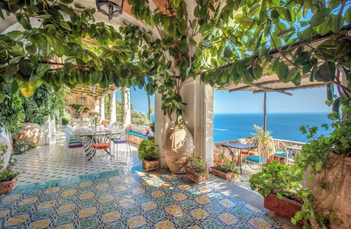 Arienzo Villa | Historic Luxury Villa with Private Pool, Sea Views – Walk to Positano