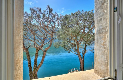 Morcote Apartment | Historic Palazzo Gritti - Lugano Lakefront stay - Papavero, Morcote, Switzerland
