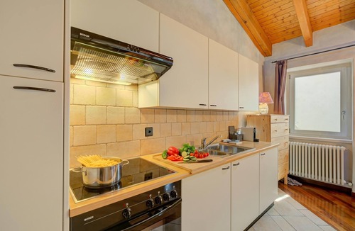 Morcote Apartment | Historic Palazzo Gritti - Lugano Lakefront stay - Lavanda, Morcote, Switzerland