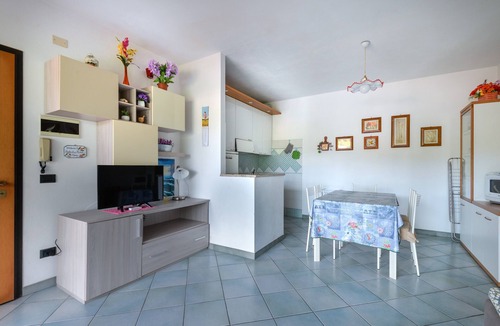 Marina di Campo Apartment | Holiday Apartment "Trilo Fucini" near the Beach with Private Terrace