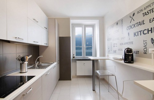 Colico Piano Apartment | Holiday Apartment "Colico Center" with Lake View and Wi-Fi