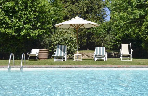 San Pietro a Cegliolo Apartment | Holiday apartment with outdoor pool and WiFi