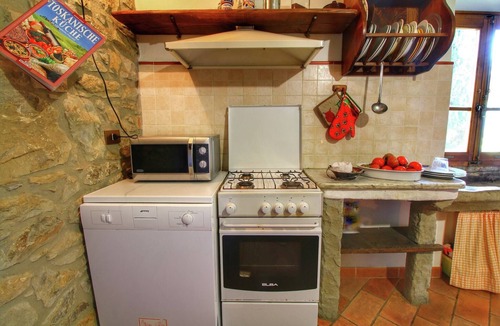 Ortignano Raggiolo House | Holiday Home in Ortignano