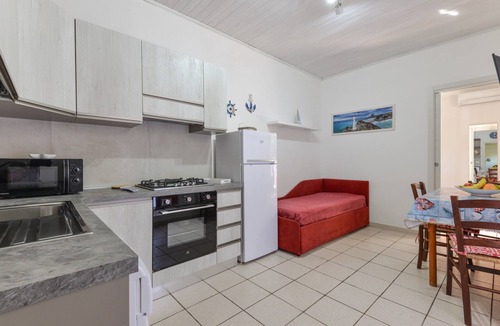 Innamorata House | Holiday Home 'Innamorata Mare' with Sea View, Private Terrace and Wi-Fi