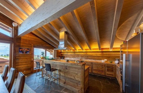 Saint-Pierre-de-Clages Ski Chalet | Holiday house Haute-Nendaz for 7 - 14 persons with 7 bedrooms - Holiday house