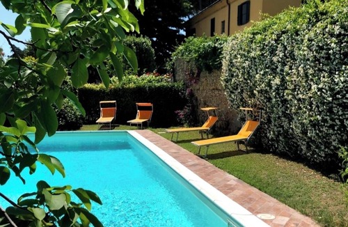Orciano Pisano Villa | Holidays in an 18th century Tuscan villa with swimming pool
