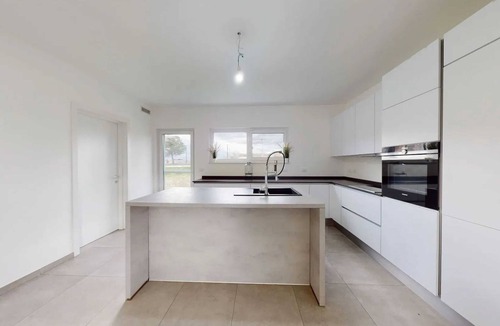 Corfinio House | Homerez - Spacious family home in Corfinio with mountain view