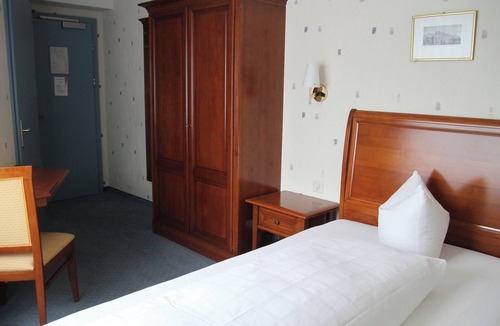 Altstaetten Hotel | Hotel Sonne