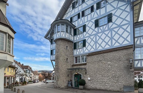 Buelach Hotel | Hotel und Restaurant zum goldenen Kopf