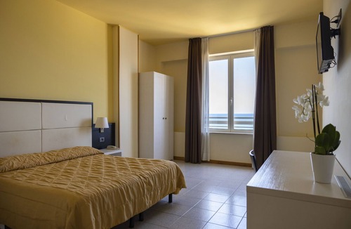 Ladispoli Hotel | Hotel Villa Margherita