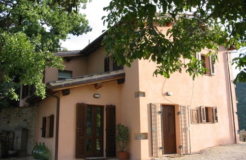 Spoleto House | House with private pool for exclusive use among forests and hills, 8 km from Spoleto