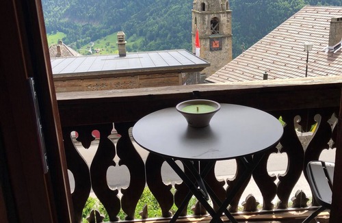 Les Posses-sur-Bex House | IDYILLIC COSY OLD AUTHENTIC WOOD SWISS MOUNTAIN CHALET WITH SAUNA & GARDEN