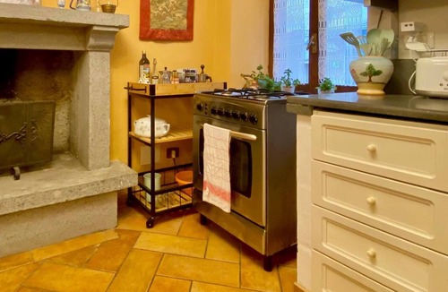 Lubriano House | Idyllic historic family home with private garden. Free shuttle to Civita.