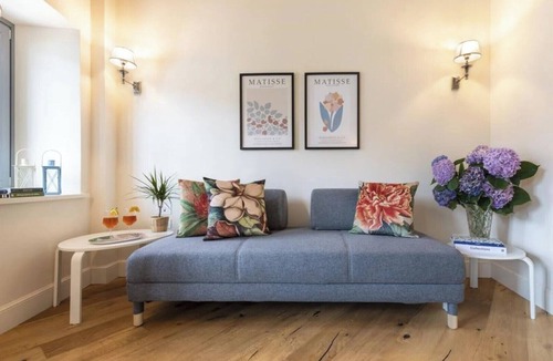 Carciano Apartment | Isola Bella Apartments Apartment Via Vittorio Emanuele