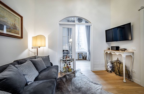 San Lorenzo Apartment | "La Belle Èpoque", The art of living