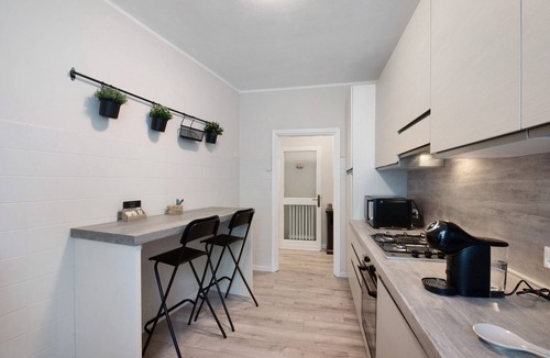 Civenna Apartment | La Casa di Tina with Balcony – Civenna