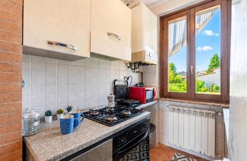 Leggiuno House | La Casa In Campagna: Rustic Retreat 800m from the Lake, Leggiuno, Italy
