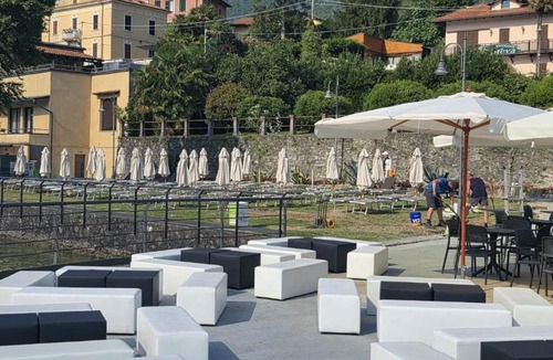 Lierna House | La Casetta di Laura intera casa indipendente ideale per gruppi o famiglie vista lago 5 chilometri da Varenna