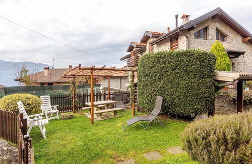 Lierna House | La Corte della Carla - Cozy home in the old town
