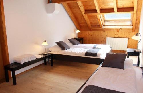 Moleson House | La Pierre à Catillon