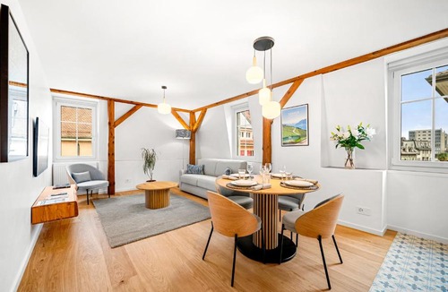 La Tour-de-Peilz Apartment | La Suite du Bourg