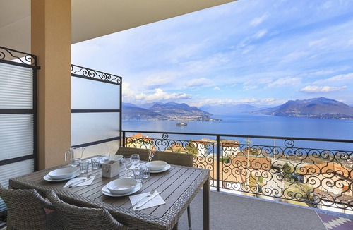 Someraro Apartment | Lake View, Luxury Apartment in Someraro, Stresa - Apartment NORTH