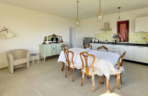 Massa e Cozzile Apartment | Lavanda Apartment – with panoramic views & hot tub in the Tuscan hills