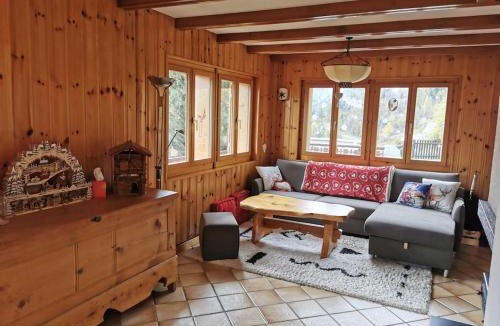 Heremence Ski Chalet | Le balcon de Mâche