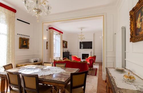Palermo Apartment | Le Rose di Nonna Maria, appartamento di lusso in centro città